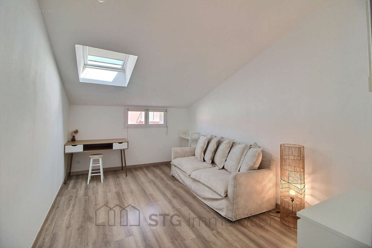 Exclusivité vente appartement F3 Cours Napoléon - photo 5