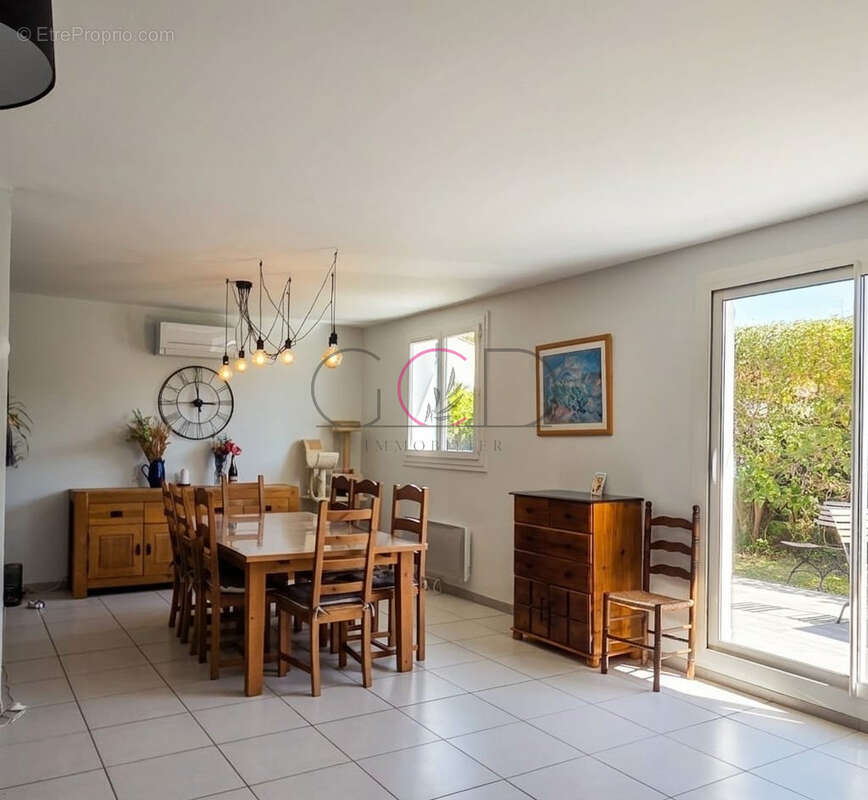 Maison à COUDOUX