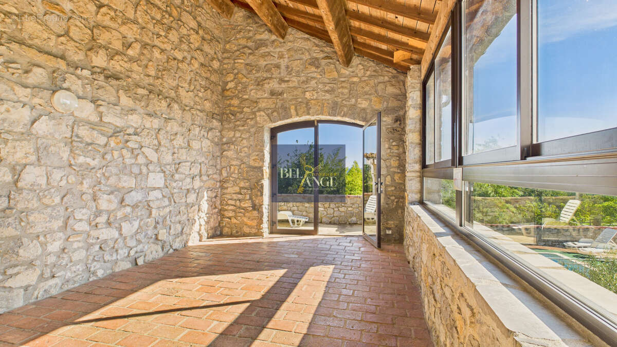 Maison à SAINT-ALBAN-AURIOLLES