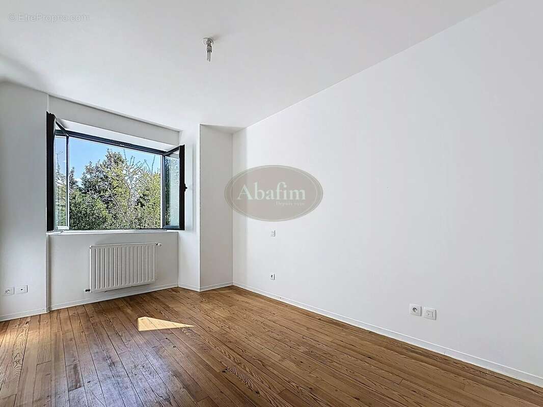 Maison à VIC-EN-BIGORRE