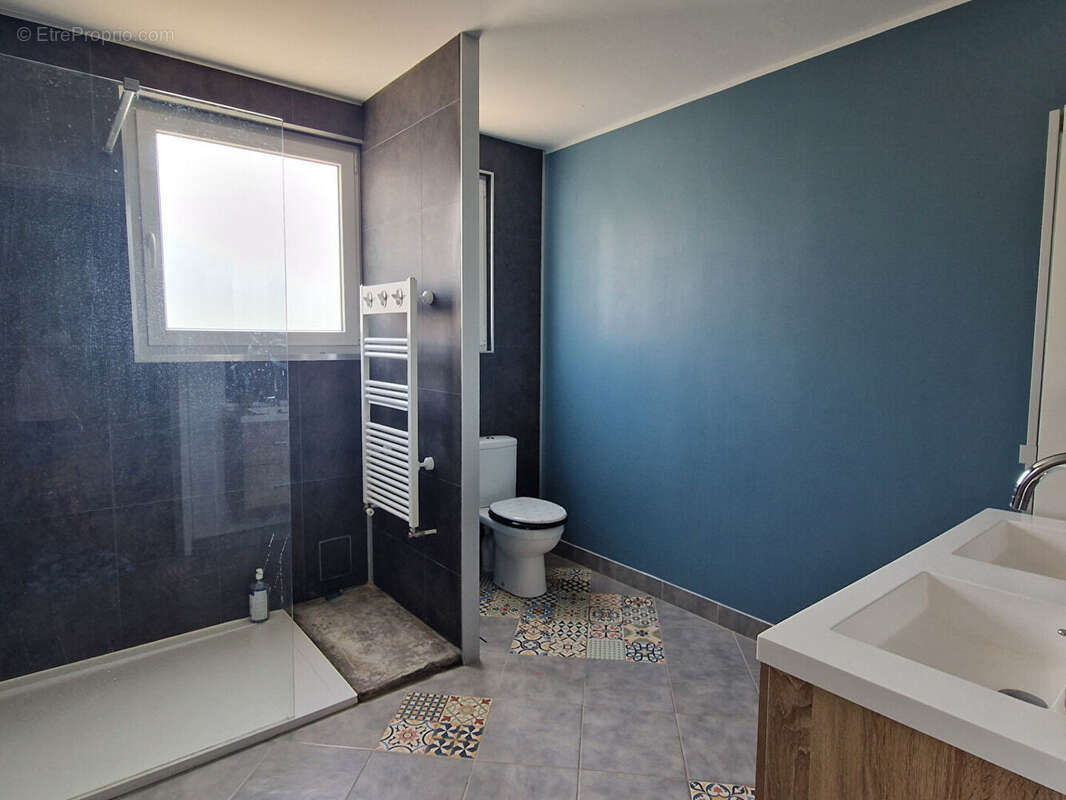 Maison Saint Sebastien Sur Loire 4 chambres, bureau - photo 4
