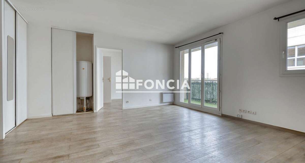 Appartement à MELUN
