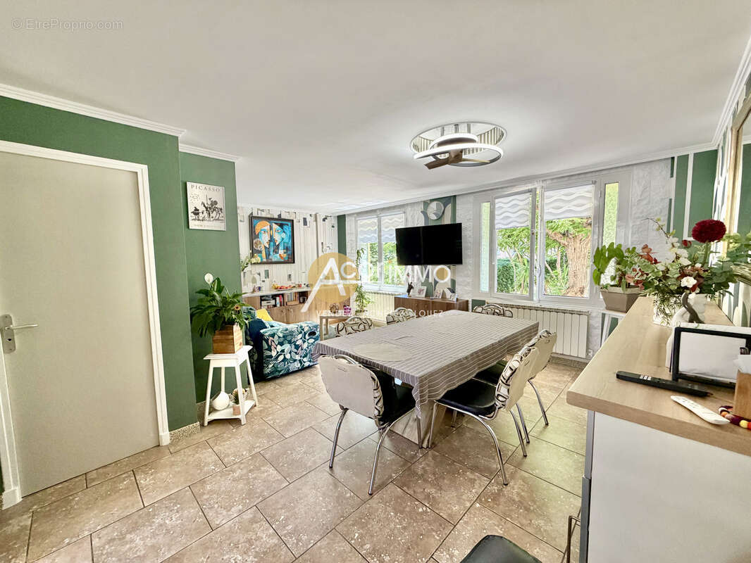 Appartement T4 avec parking et cave sur La Seyne-sur-Mer - photo 11