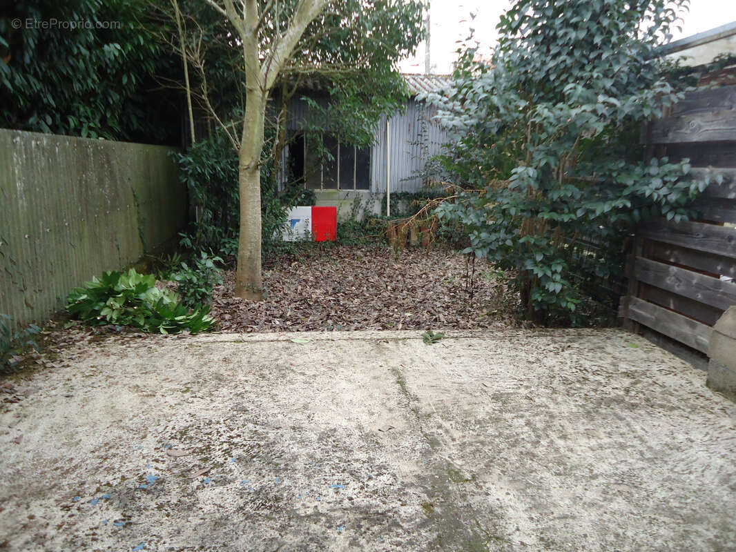 Commerce à CASTELSARRASIN