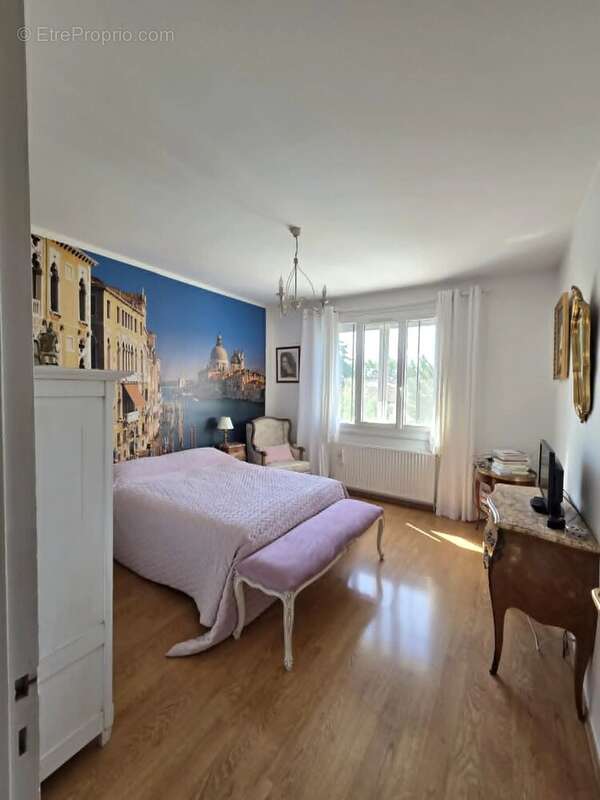 Belle maison hypercentre - photo 10
