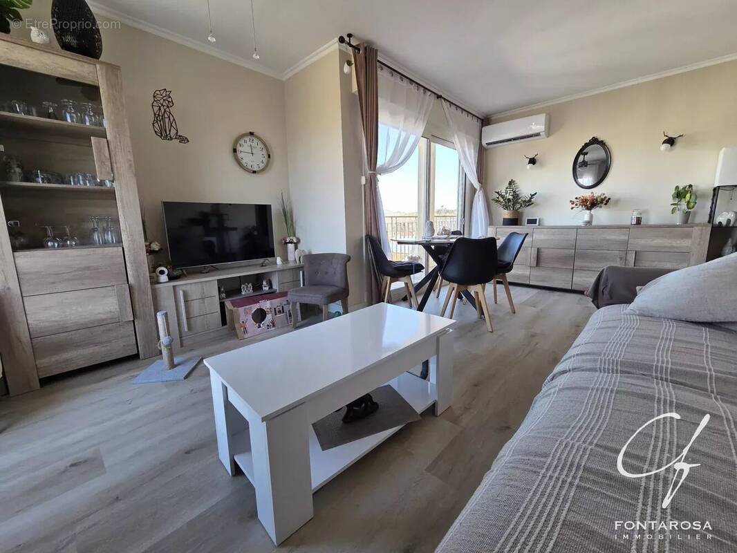 Appartement à FREJUS