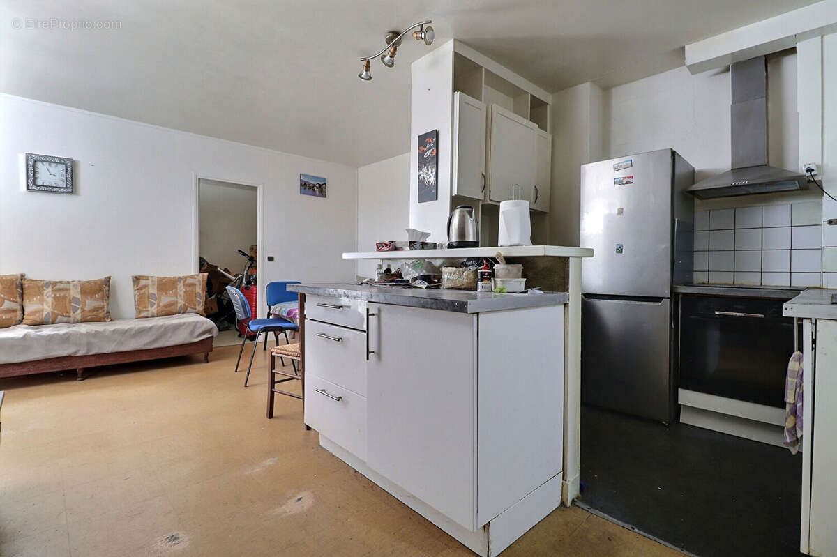 Appartement à AUBERVILLIERS
