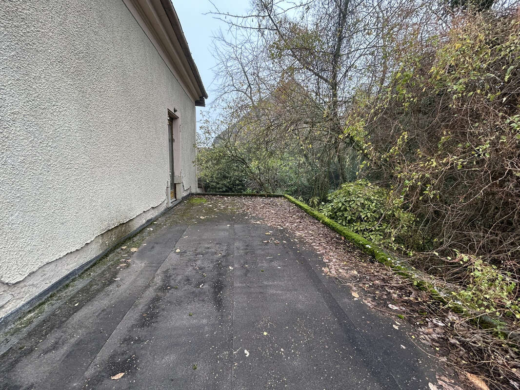 Maison à GROSTENQUIN