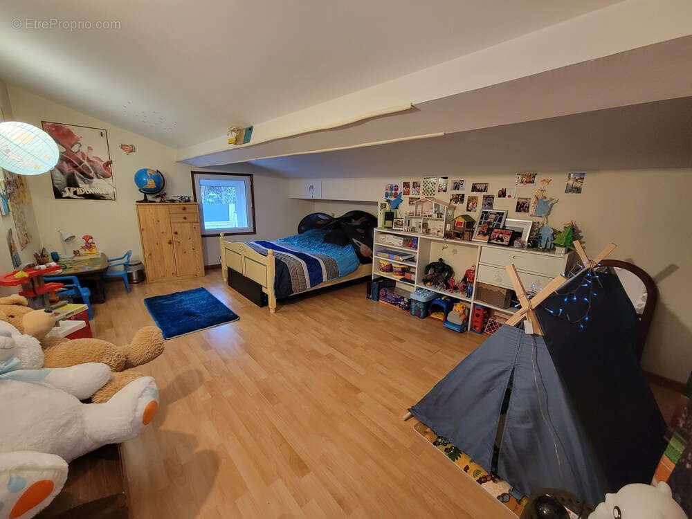 Maison à ROUSSILLON