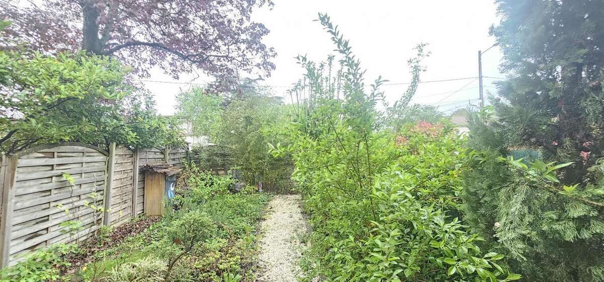 Appartement à FONTAINES-SUR-SAONE