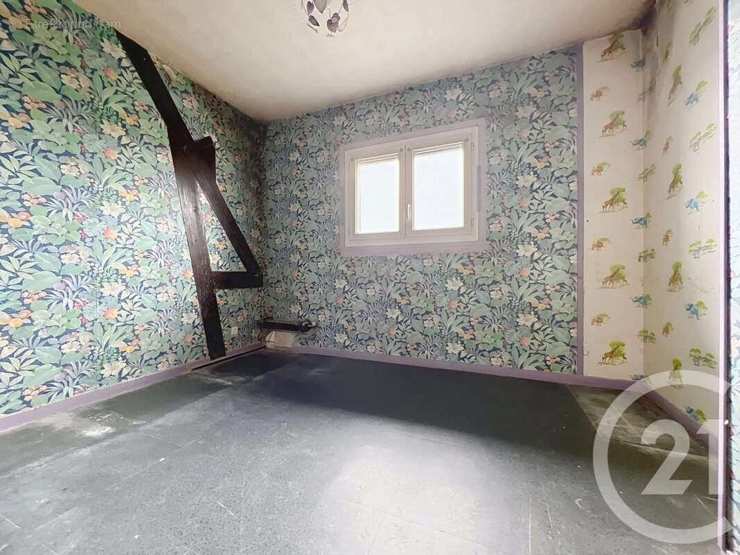 Maison à ROUGEMONTIERS