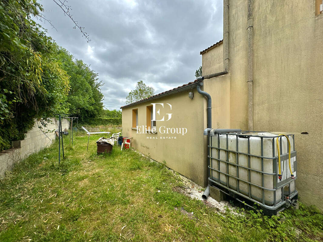 Maison à TONNAY-CHARENTE