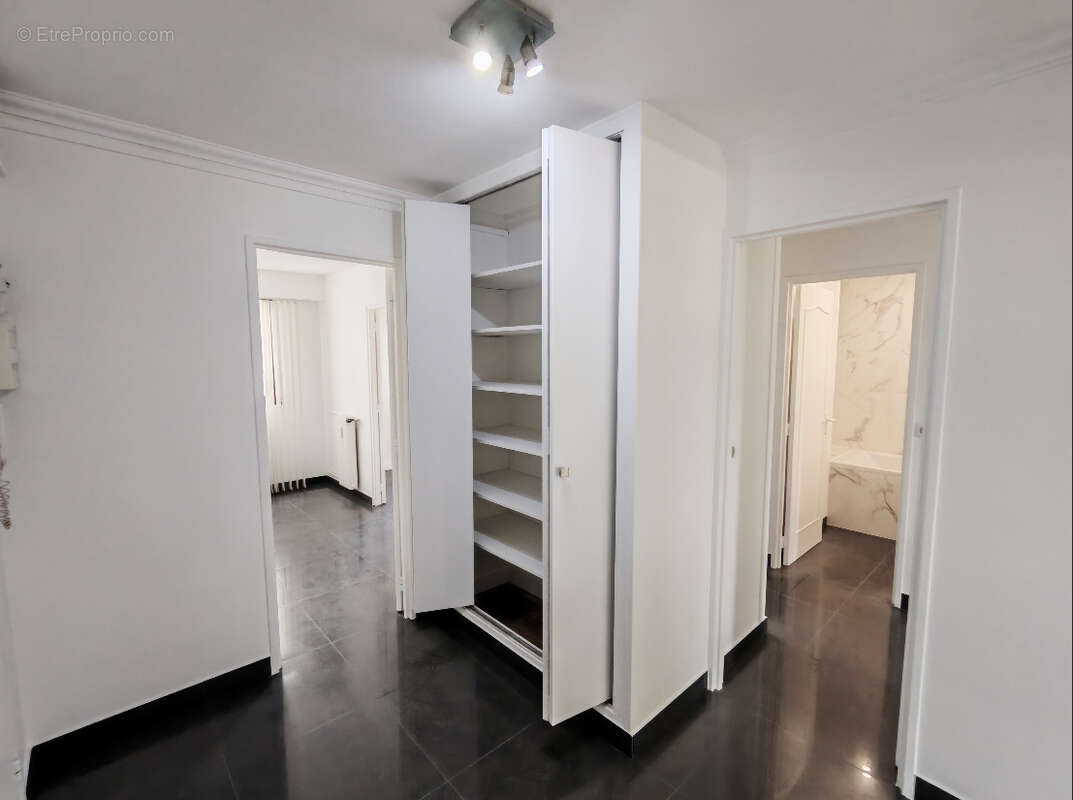 Appartement 3 pièces REFAIT à NEUF - 1 min à pieds du RER E CHELLES - photo 8