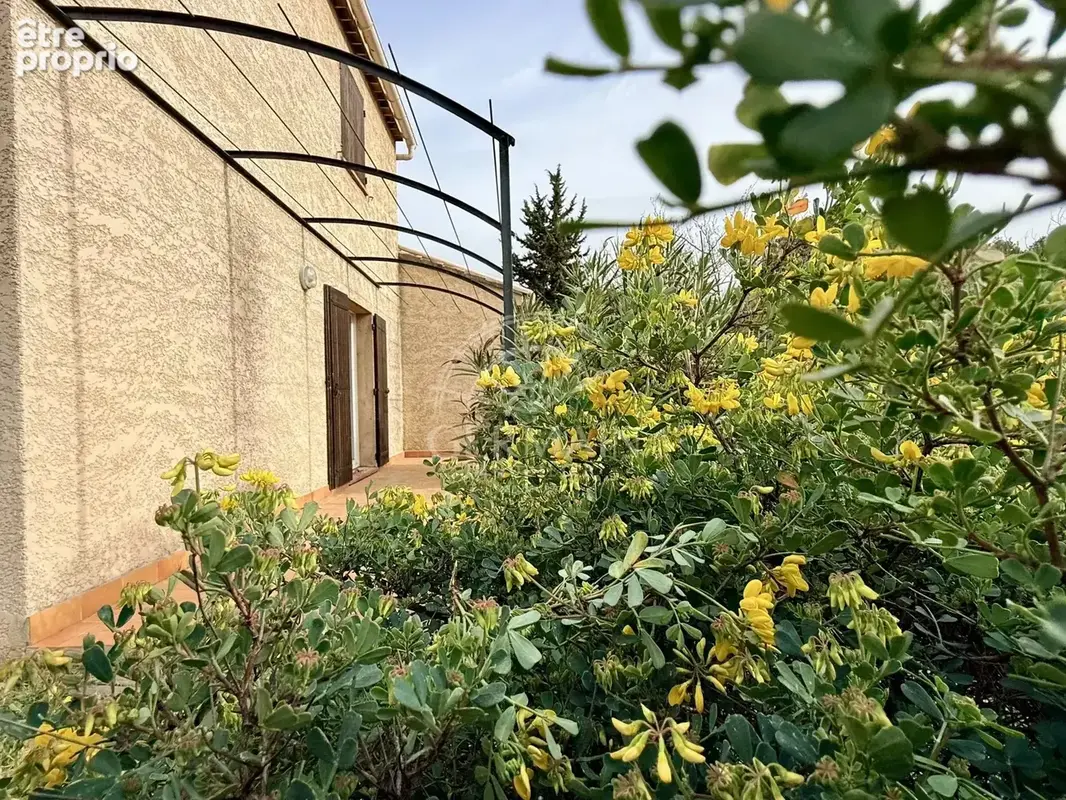 Exclusivité – L'Isle-sur-la-Sorgue, maison T3 avec garage et superbe terrain de 1 000 m² - photo 4