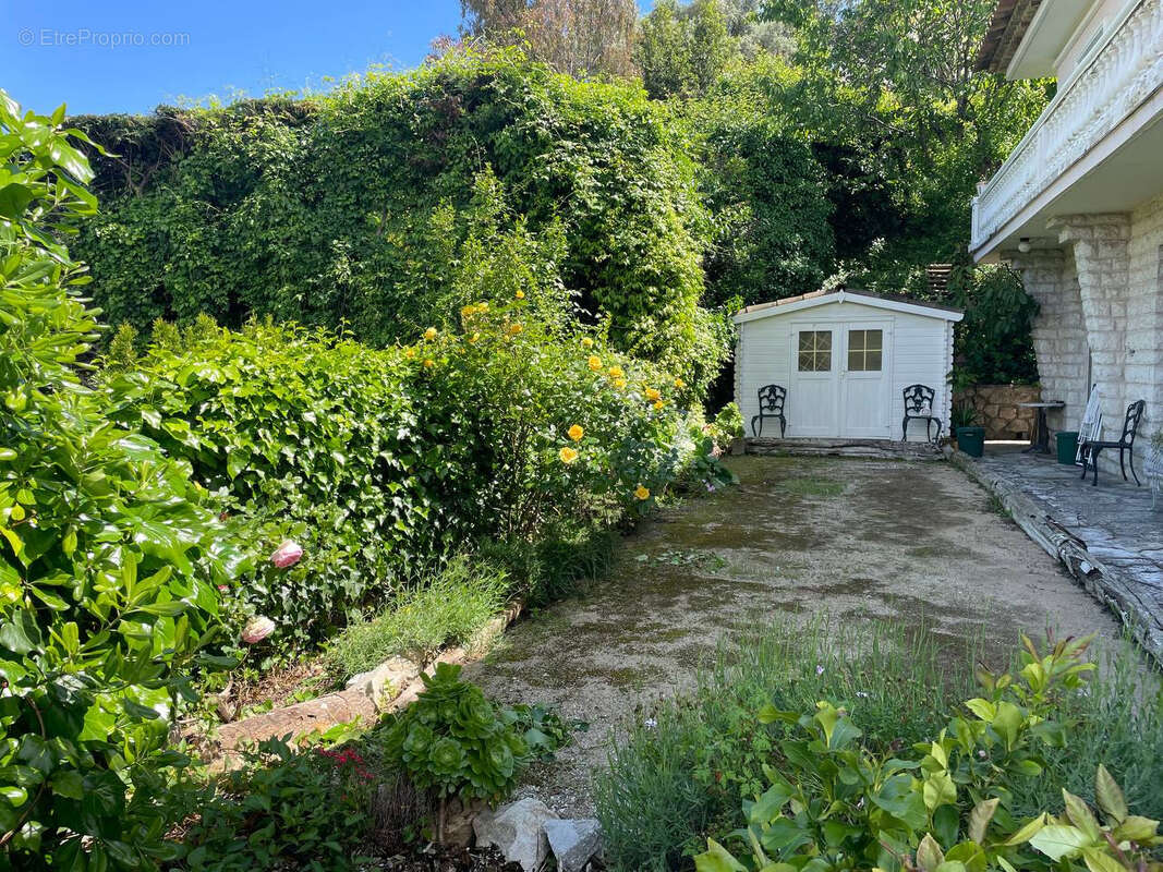 Propriete vence vue degagee collines piscine - photo 22