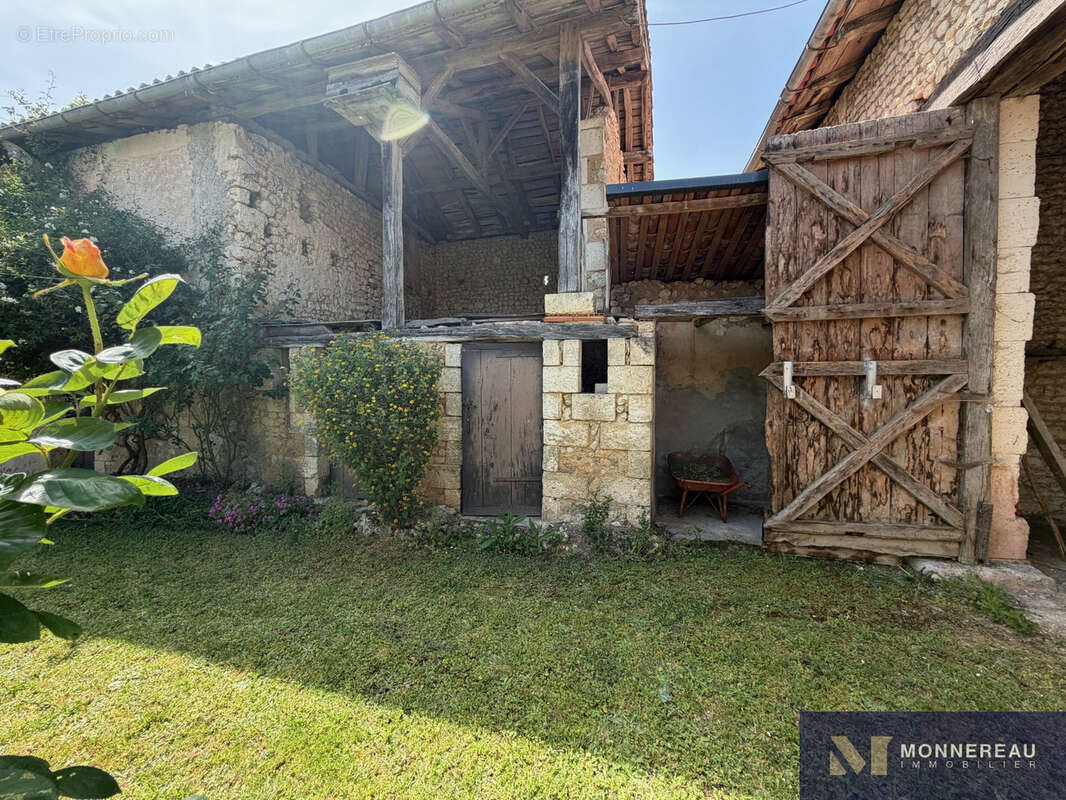 Maison à DEVIAT