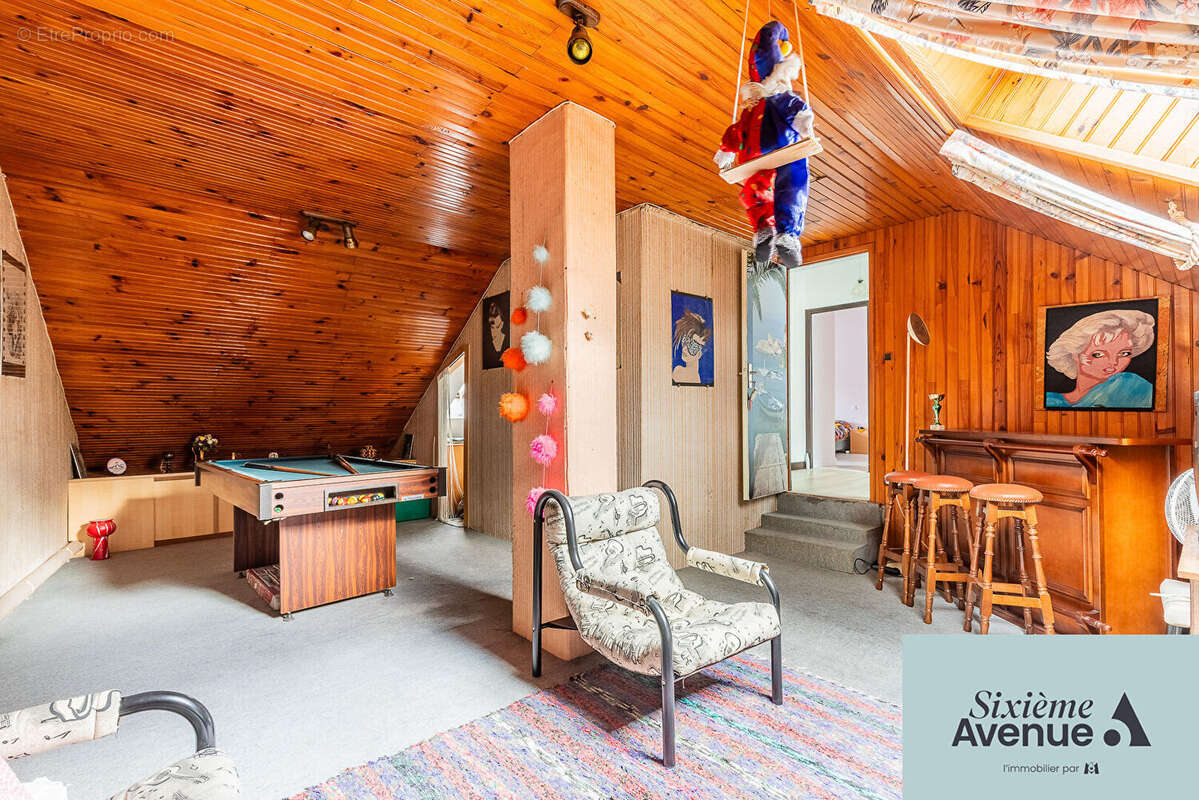 Maison à SAINT-MICHEL-SUR-ORGE