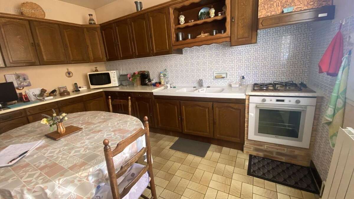 Maison à CHASSENEUIL-SUR-BONNIEURE