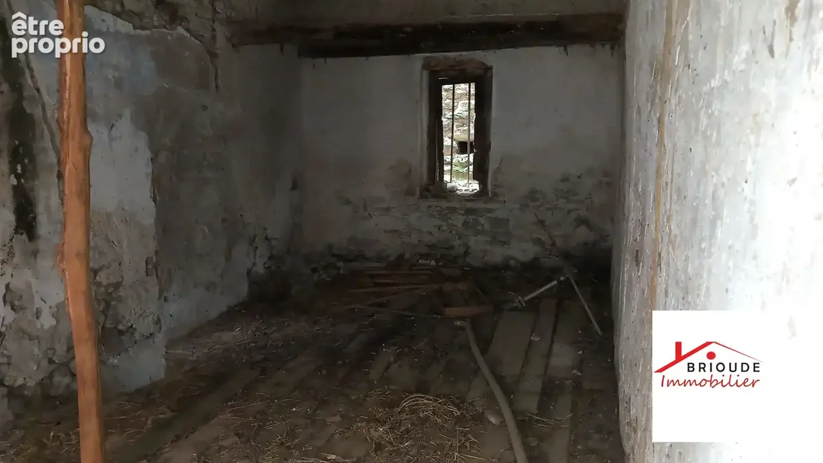 Maison avec dépendance à restaurer - photo 24