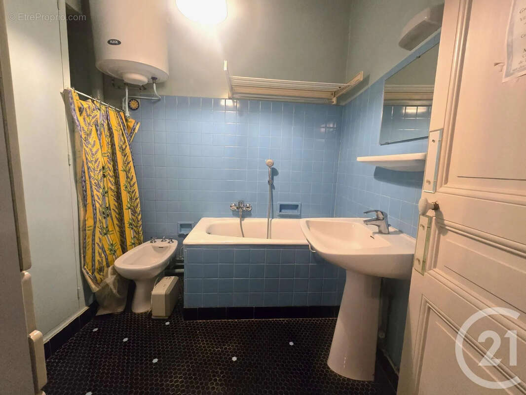 Appartement à SAINT-MAUR-DES-FOSSES