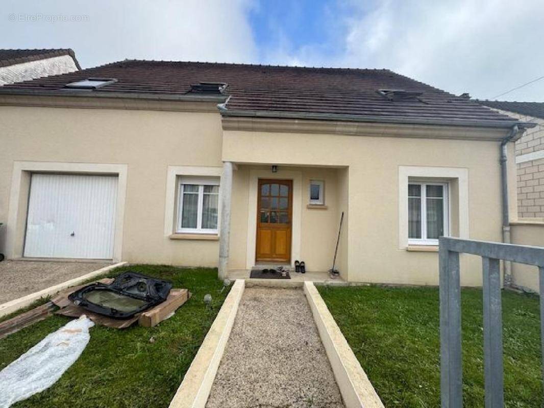 Maison à BILLY-SUR-AISNE