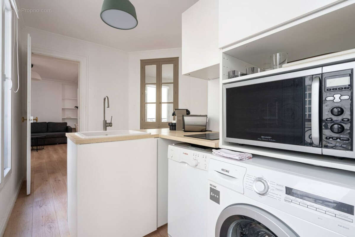 Appartement à PARIS-3E