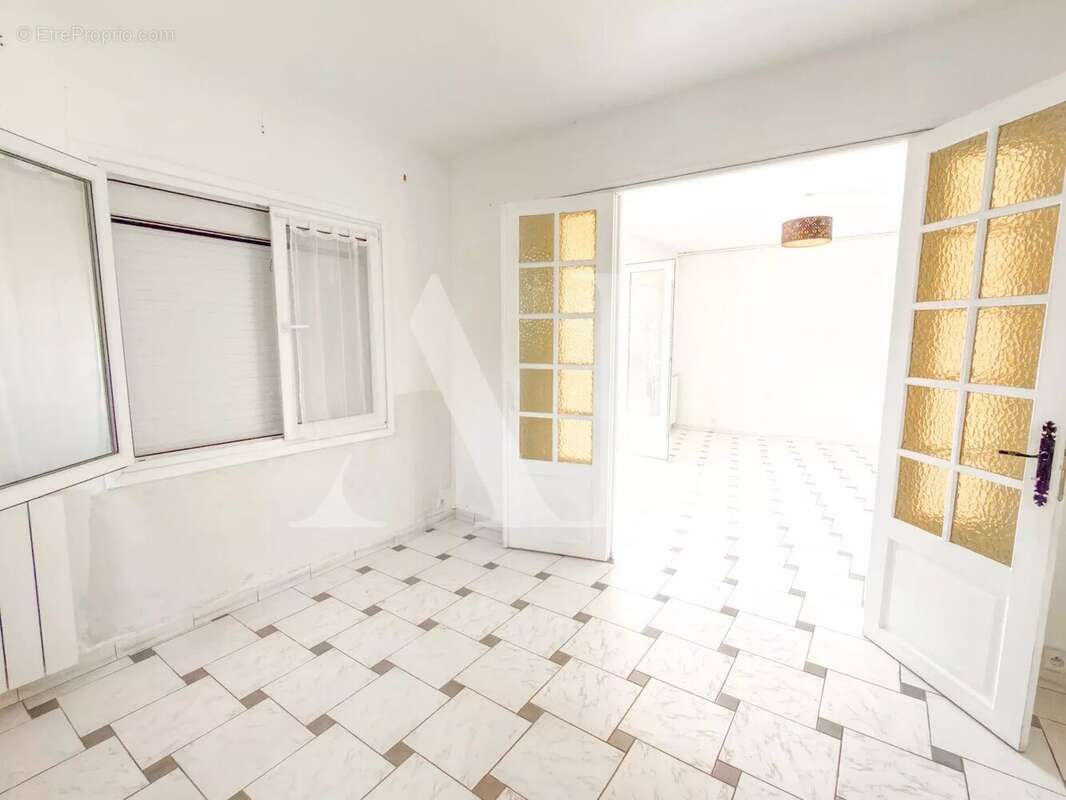 Ensemble immobilier - photo 9