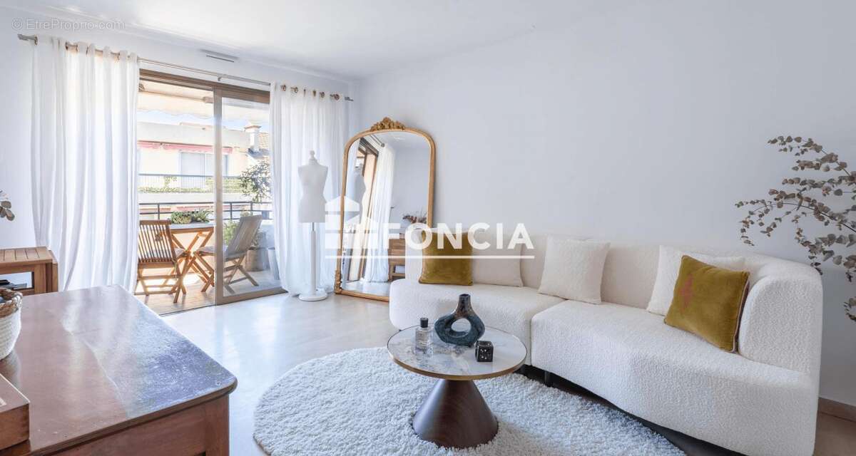 Appartement à CANNES