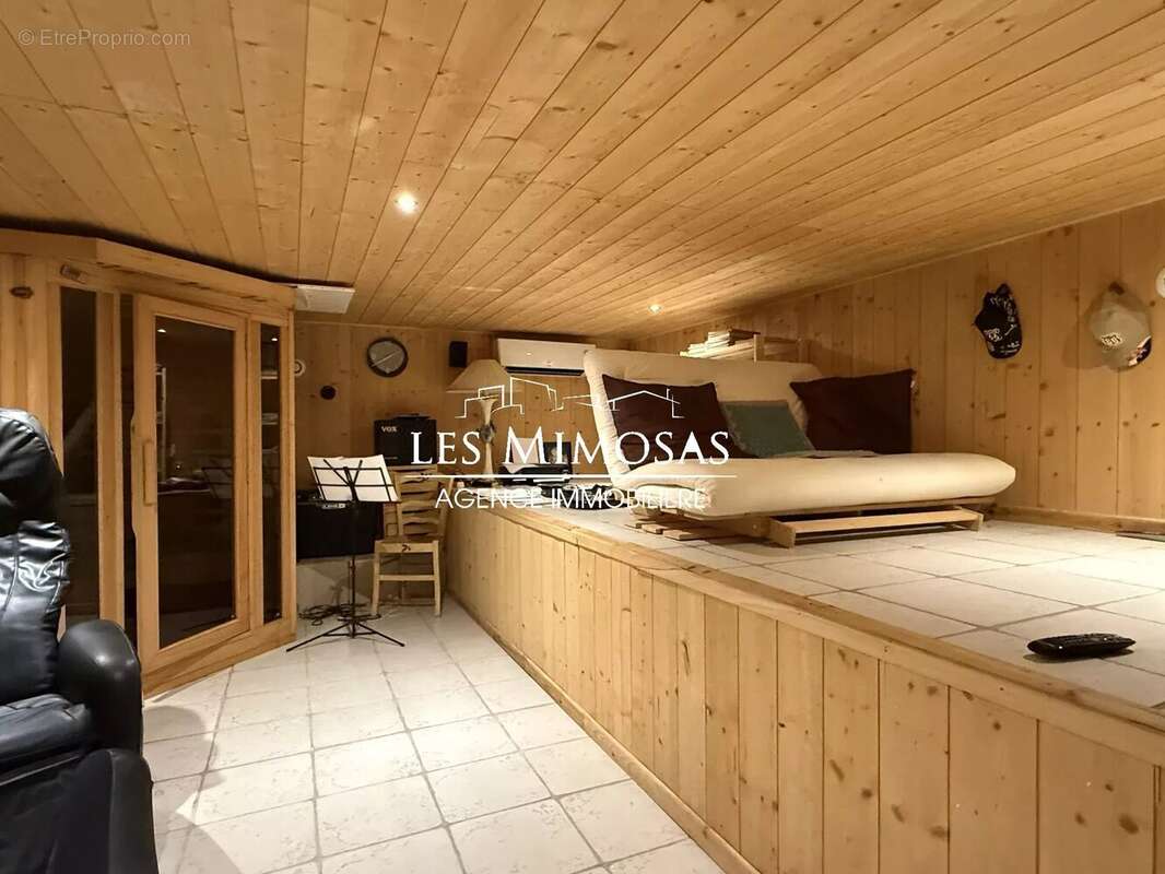 Maison à FREJUS