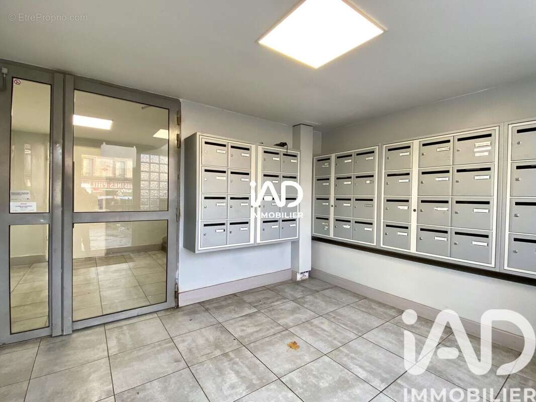 Photo 6 - Appartement à LIVRY-GARGAN