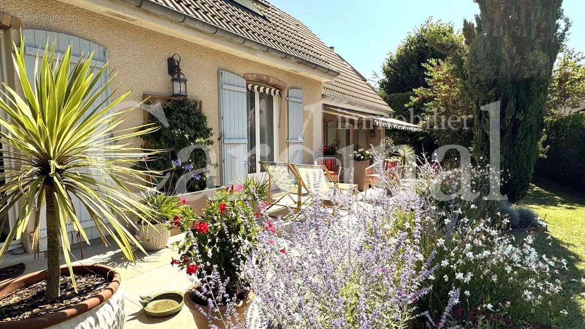 Maison à NOISY-LE-ROI