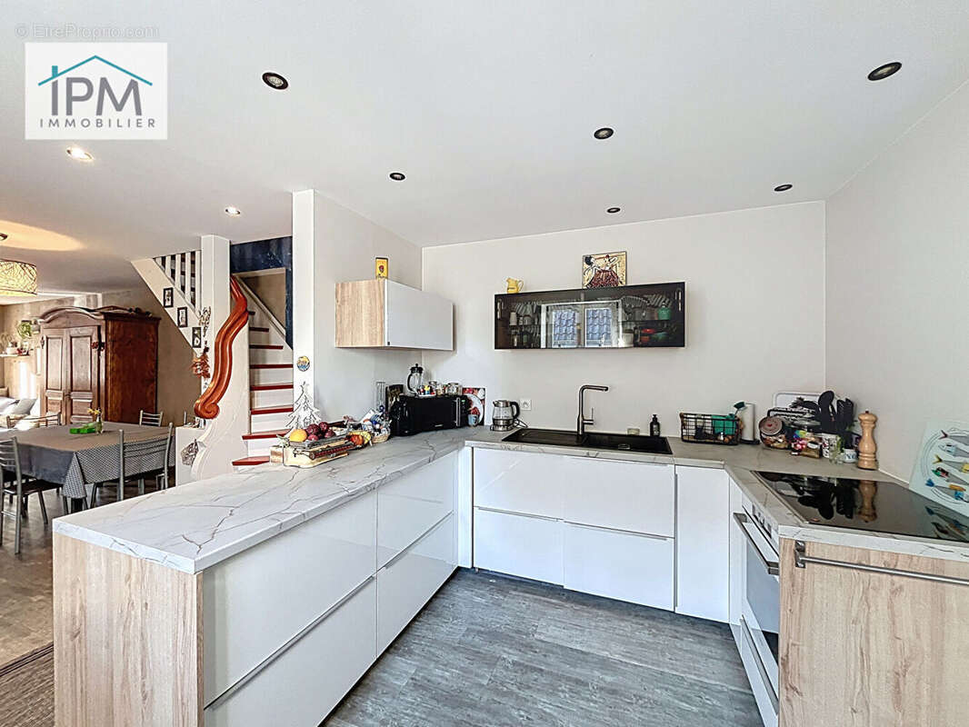 Maison 6 pièces 141m² - Geispolsheim - Terrasse - Cour - acheter - IPM Immobilier - photo 4