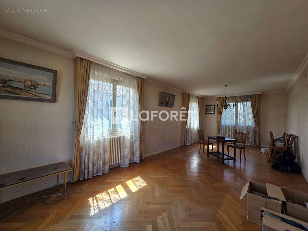 Maison à SAINT-REMY