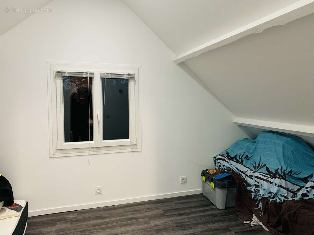 Maison à VILLETHIERRY