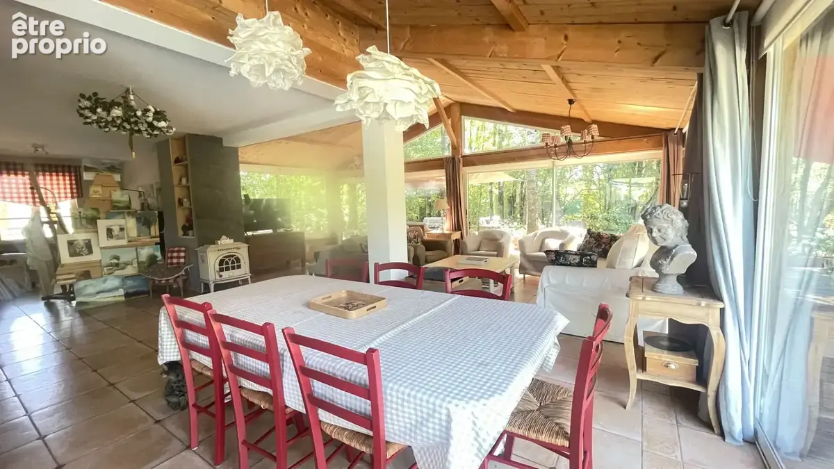 Maison 6 pièces 205 m² à vendre à Saint-Cyr-Sur-Le-Rhone (69560) - photo 8
