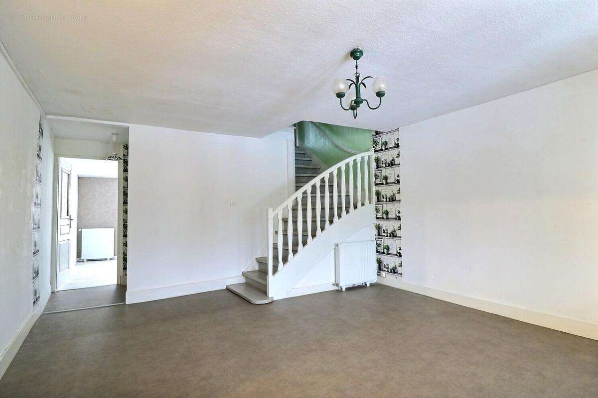 Idéal investissement locatif , résidence principale ou secondaire - photo 2