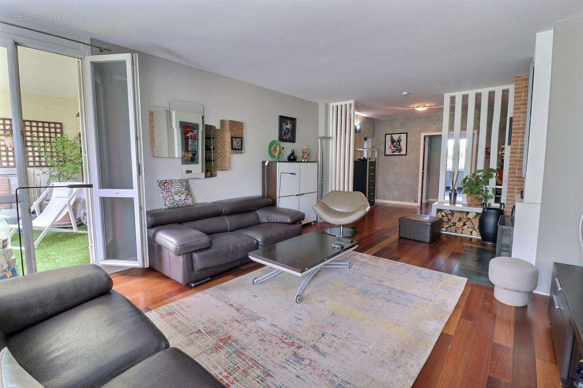 Appartement à LOUVECIENNES