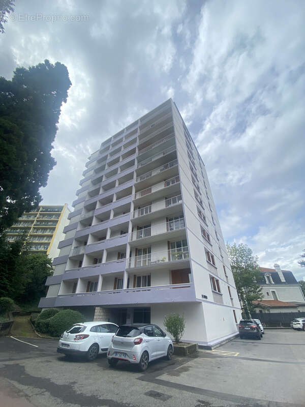 Appartement à SAINT-ETIENNE