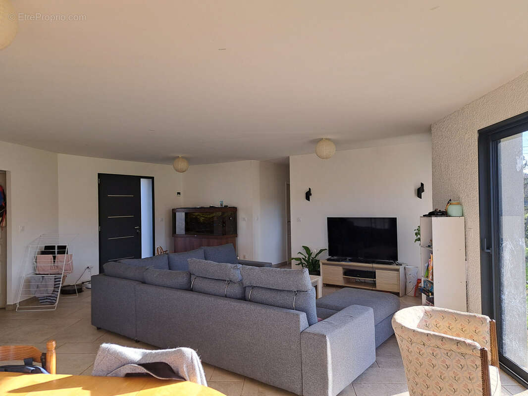 Maison à MAZET-SAINT-VOY