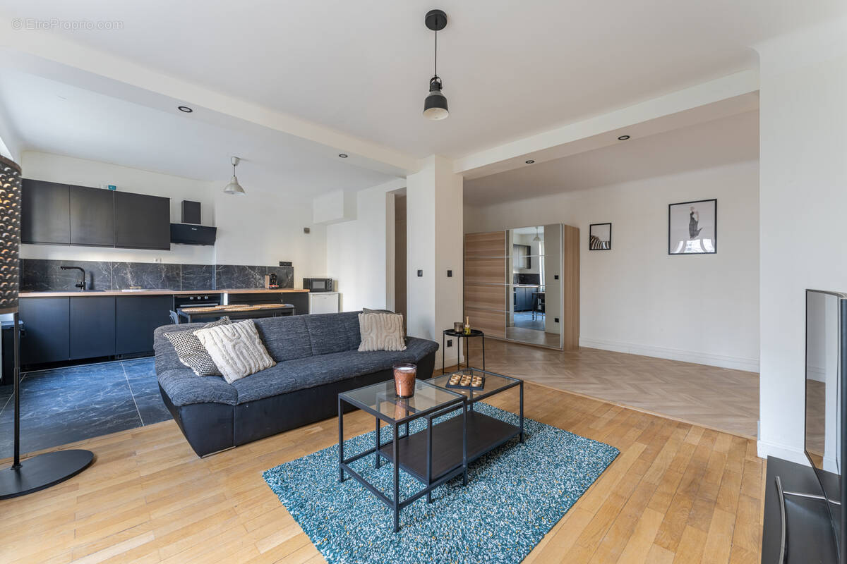 Appartement à LYON-6E