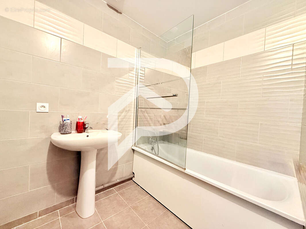 Maison à MONTATAIRE