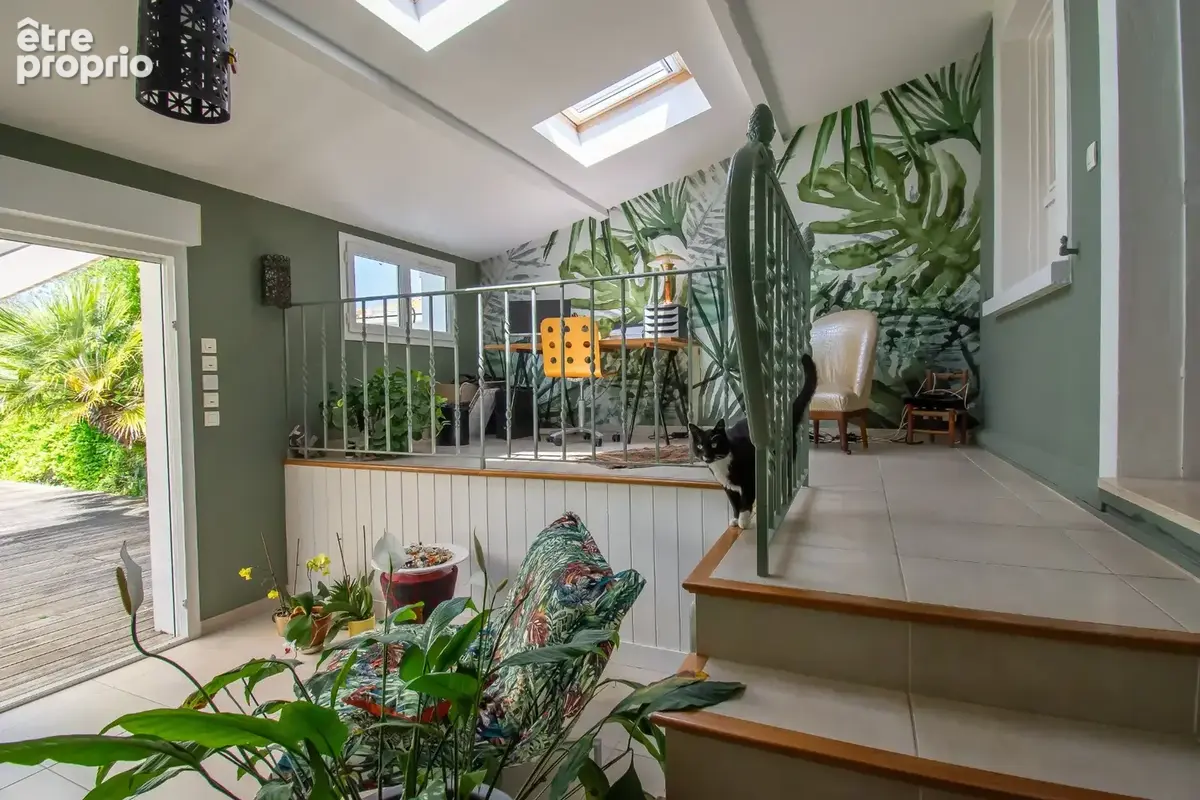 Royan - maison années 30 avec piscine et jardin paysagé, proche commerces et plages - photo 16