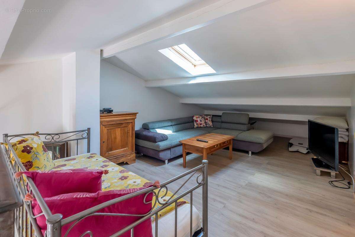Maison à LA CADIERE-D'AZUR