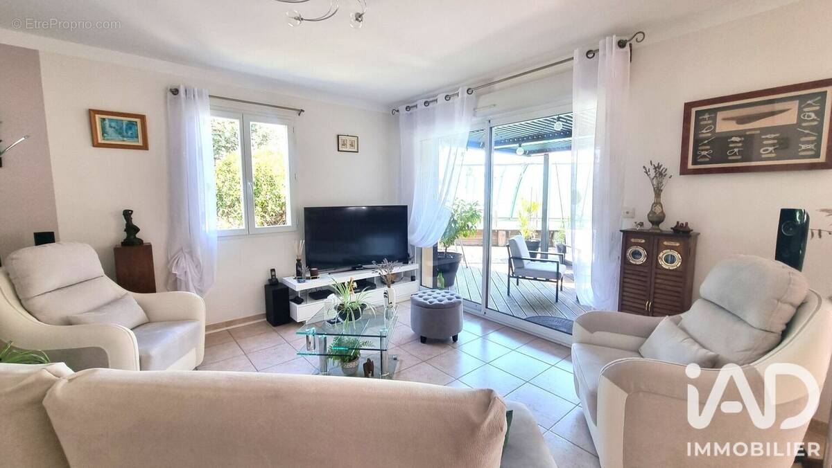 Photo 1 - Maison à SAINT-LAURENT-DE-LA-PREE