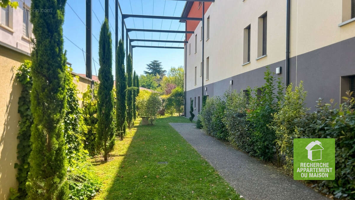 Appartement T4 Haut de Gamme avec Terrasse, Jacuzzi, Double Garage et Cave  à vendre à Tignieu-Jameyzieu - photo 17