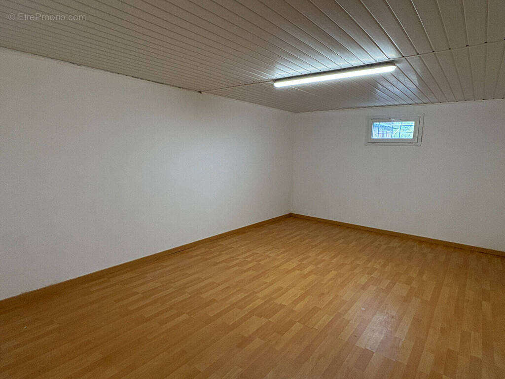 Maison à SAINT-MARCEL