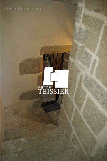 Maison à MALARCE-SUR-LA-THINES