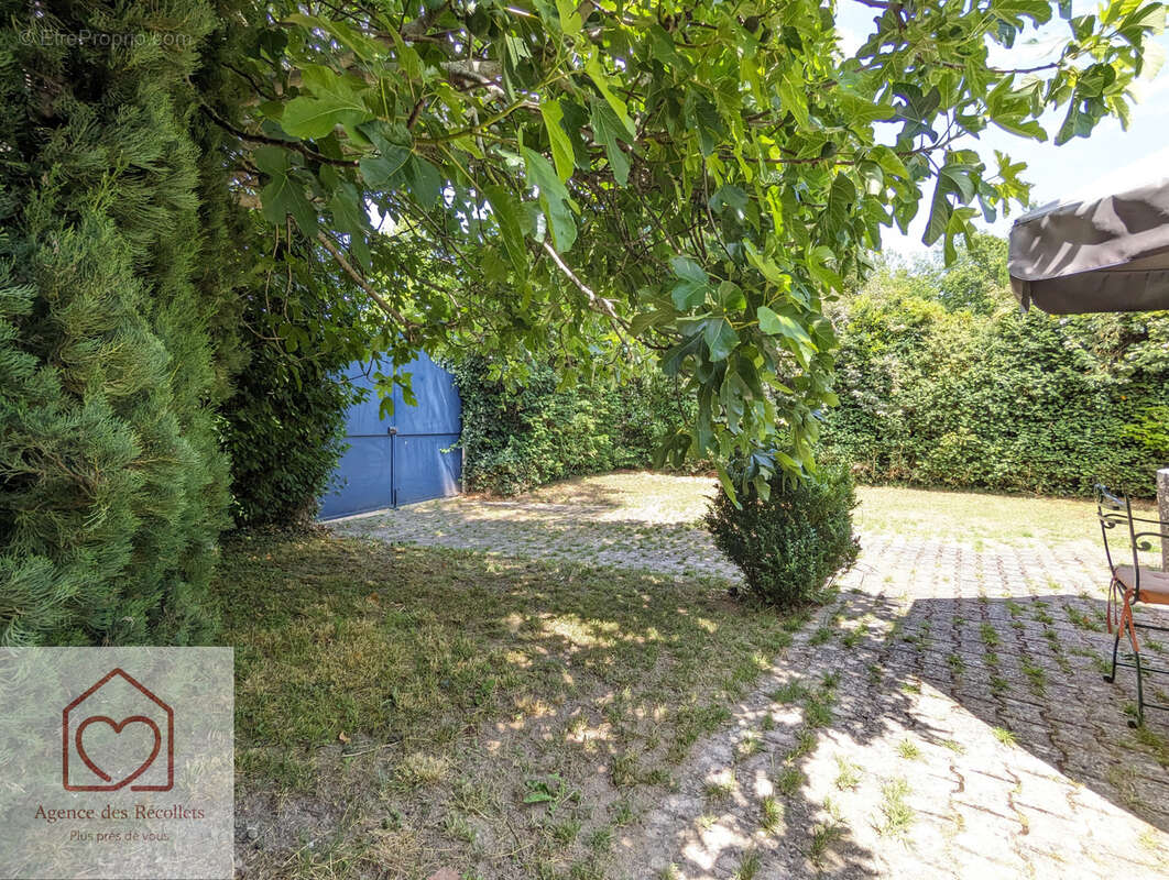 Demeure de prestige Montjoi 6 pièce(s) 200 m2 - photo 8