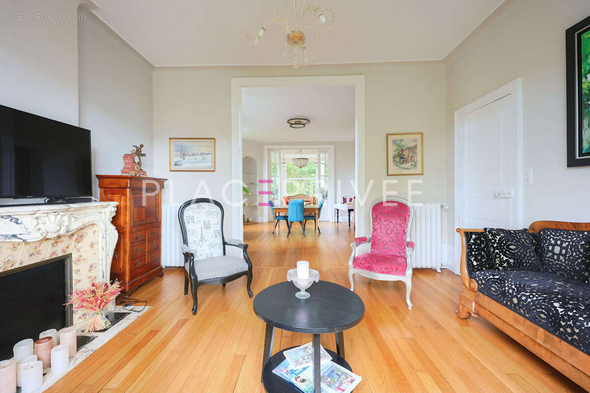 Maison à THAON-LES-VOSGES