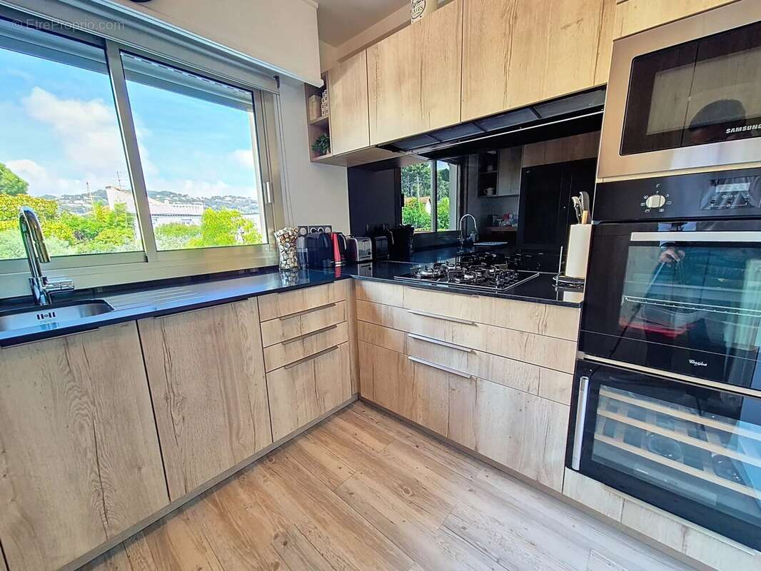 Appartement à LE CANNET